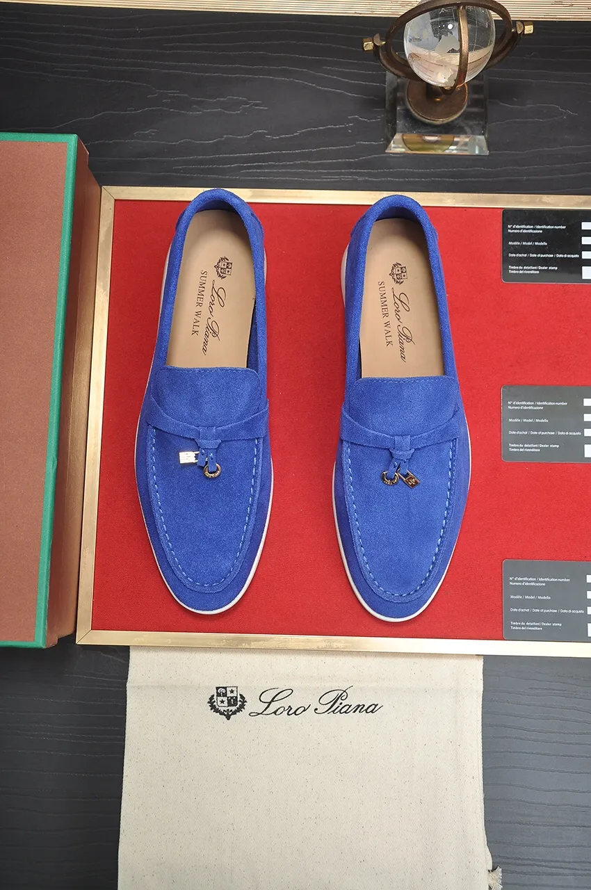 Men's shoes 💰400💶[𝐥𝐨𝐫𝐨 𝐏𝐢𝐚𝐧𝐚] [Couple model] High-end quality, affordable price, LP classic loafers, Italian treasure brand, the only brand that can match Hermès! Only after wearing it do we know that we can’t live up to our feet. Women’s code: 35-40 (customized sizes 34, 41, 42 are non-returnable) Men’s code: 38-44 (customized 45, 46, 47, 48 are non-refundable) Fabric: Customized imported cashmere Lining: Customized imported fetal cowhide Foot: Imported benzene-dyed calfskin Outsole: Exclusive original glass rubber outsole
